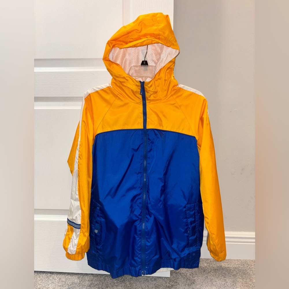 Hi-visibility All-Weather Zip-Up Hoodie in Women’s size small. New Without Tags
